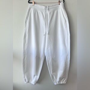 NWOT Lululemon Joggers Relaxed Baggy Barrel in white French Terry